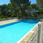 公寓 Stunning Modern 2 Bedroom With Pool 5-min Walk To *