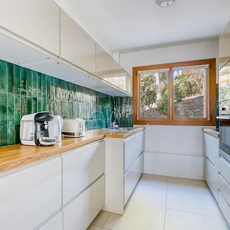 Stunning Modern 2 Bedroom With Pool 5-min Walk To 公寓