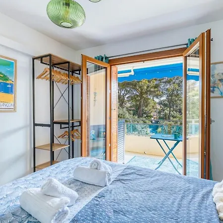 Stunning Modern 2 Bedroom With Pool 5-min Walk To 公寓 *